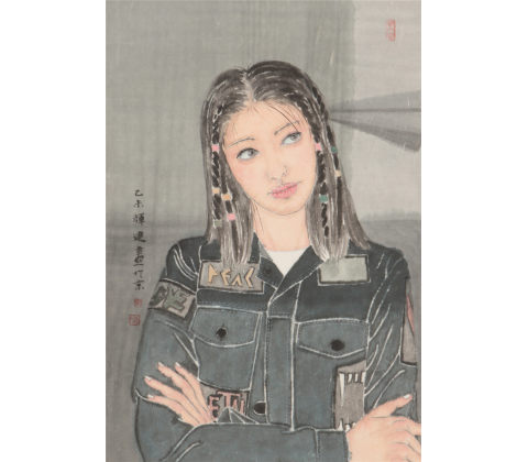 黑衣小发辫少女